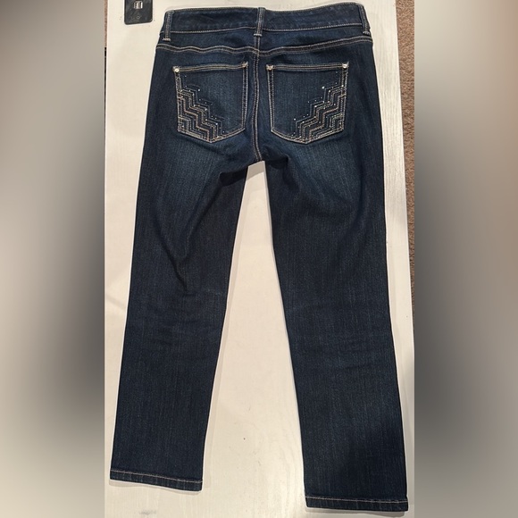 WHITE HOUSE BLACK MARKET Blanc Slim Crop Leg Jeans with Embellishments SZ 00 - Picture 7 of 12